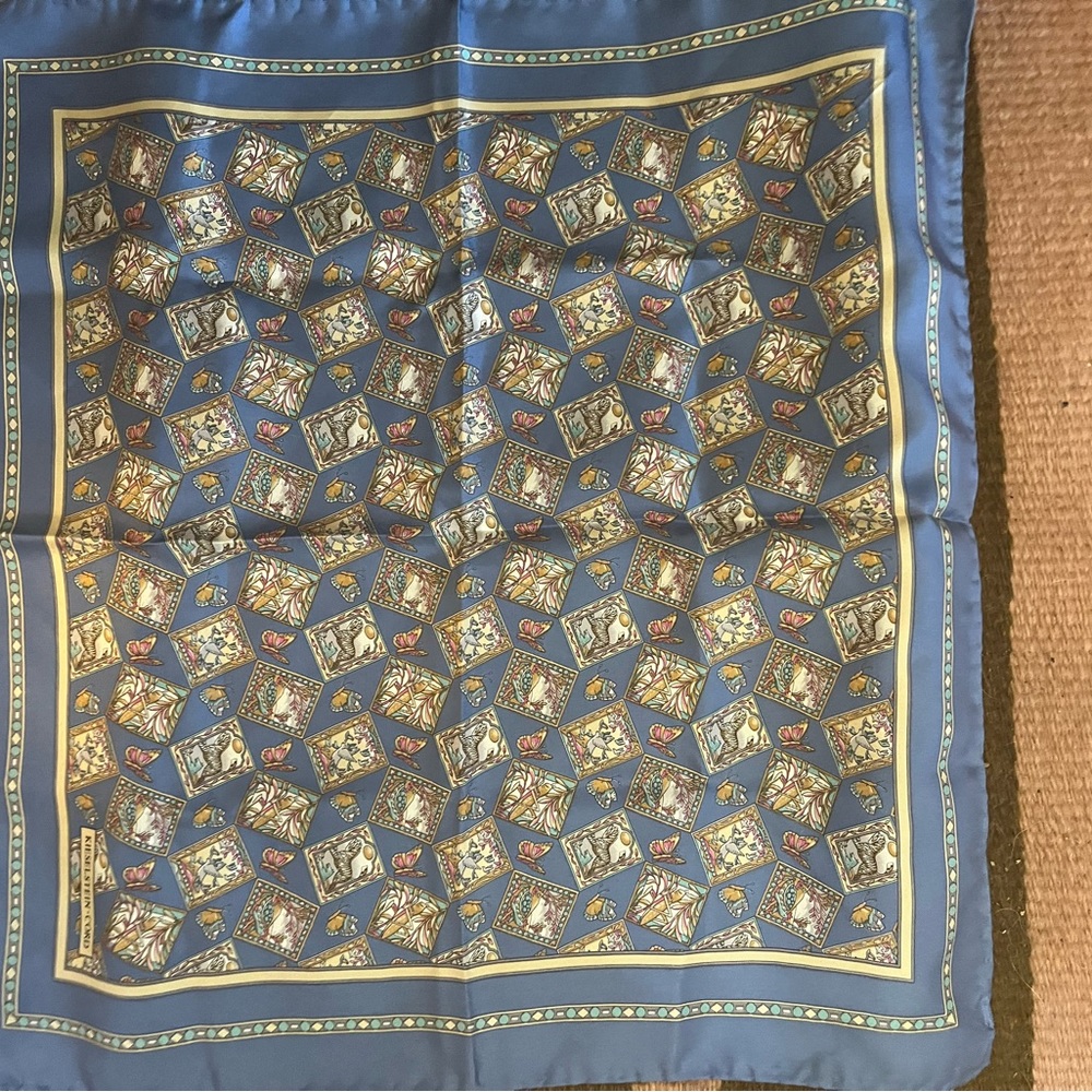 KIESELSTEIN-CORD VINTAGE 80’s,90’s Designer, Italy,100% silk hand rolled square.